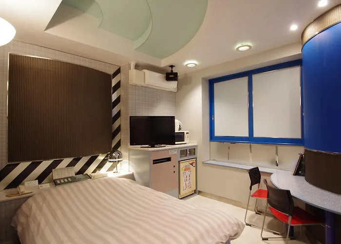Hotel Crystal (Adults Only)